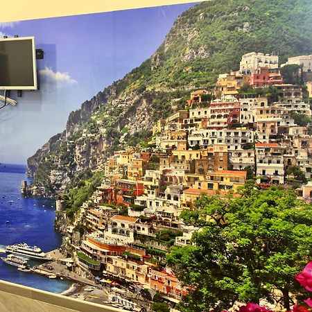 Di Vaio'S Apartments نابولي المظهر الخارجي الصورة