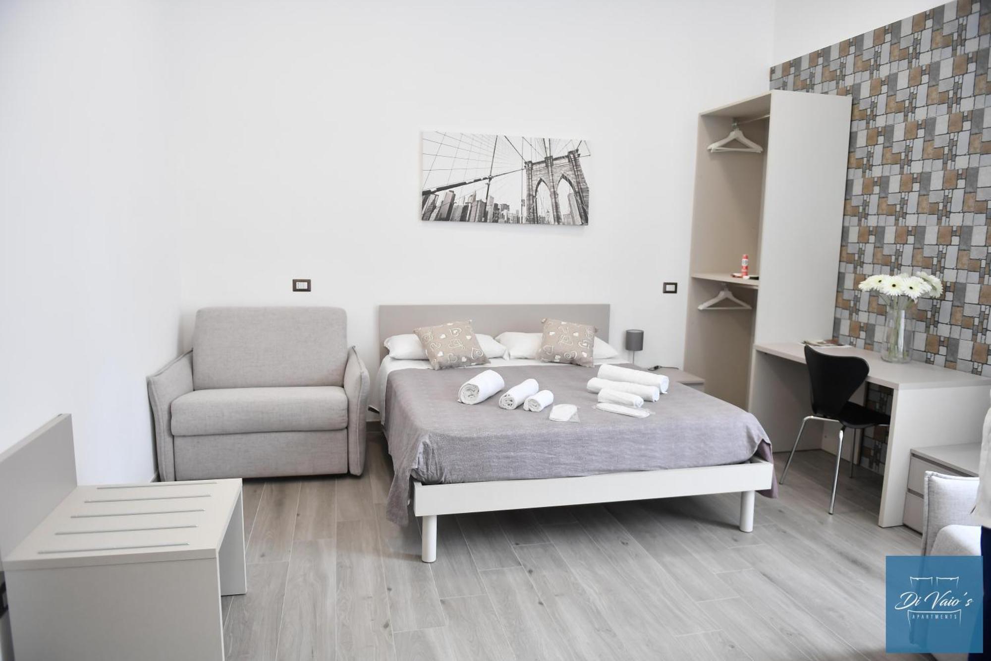 Di Vaio'S Apartments نابولي المظهر الخارجي الصورة