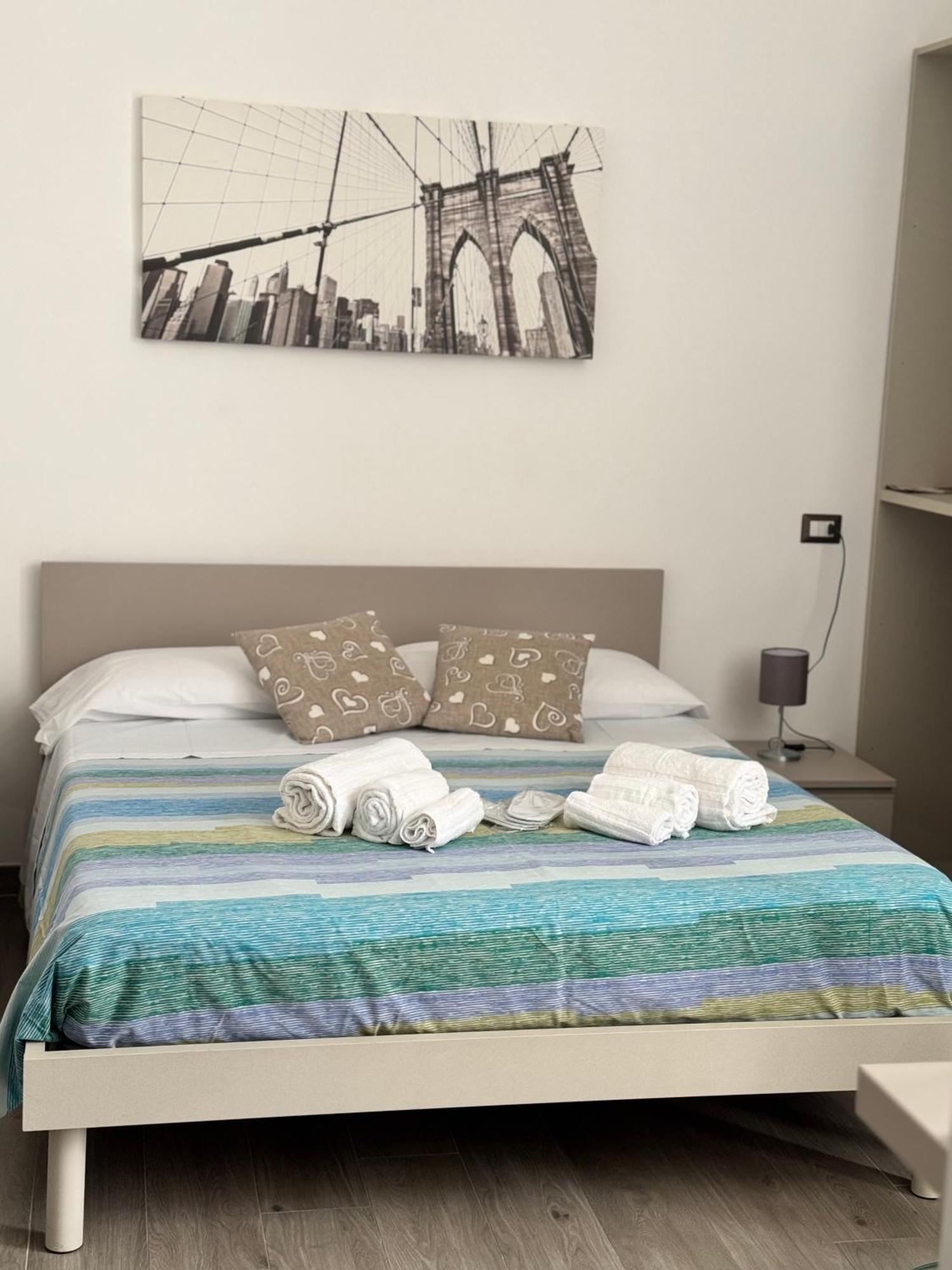 Di Vaio'S Apartments نابولي المظهر الخارجي الصورة